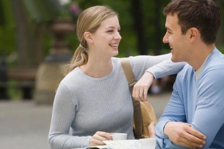 女人把男人當(dāng)備胎的表現(xiàn) 哪種女人會(huì)把男人當(dāng)備胎 女人把男人當(dāng)備胎的表現(xiàn) 哪種女人會(huì)把男人當(dāng)備胎