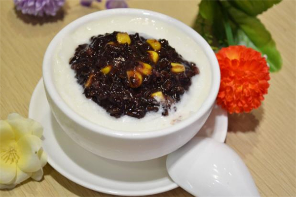 雙皮奶大火蒸還是小火蒸 雙皮奶怎么蒸 雙皮奶大火蒸還是小火蒸 雙皮奶怎么蒸