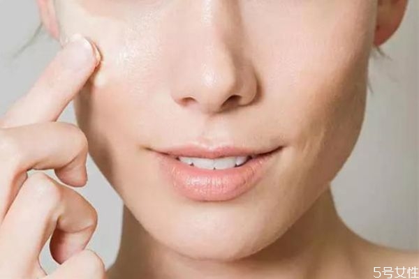 化妝沒(méi)有刷子怎么辦 沒(méi)有化妝刷怎么辦