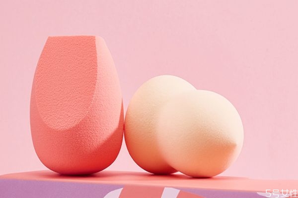 美妝蛋怎么辨別它的好壞 你會(huì)挑美妝蛋嗎 美妝蛋怎么辨別它的好壞 你會(huì)挑美妝蛋嗎