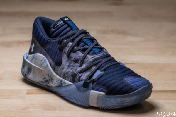 安德瑪是高檔次品牌嗎 安德瑪屬于高檔品牌的原因 安德瑪是高檔次品牌嗎 安德瑪屬于高檔品牌的原因