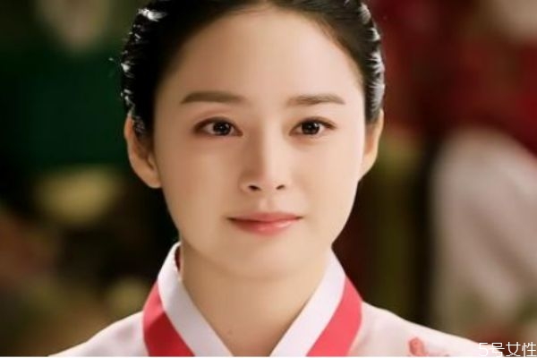 愛上一個(gè)人需要多久 愛一個(gè)人可以愛到多久 愛上一個(gè)人需要多久 愛一個(gè)人可以愛到多久