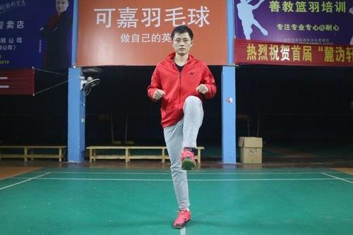 肌肉腿適合做高抬腿嗎 高抬腿能瘦大腿嗎 肌肉腿適合做高抬腿嗎 高抬腿能瘦大腿嗎