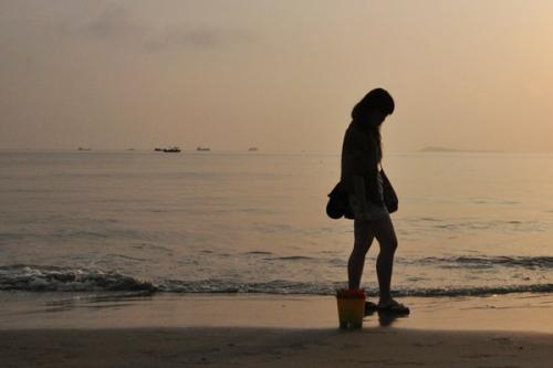 喜歡了很久的人要放棄嗎 放棄一個喜歡很久的人是什么感覺 喜歡了很久的人要放棄嗎 放棄一個喜歡很久的人是什么感覺