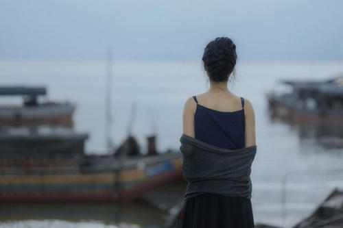 男生說你朋友圈發(fā)太多是什么意思 男生會(huì)看前女友朋友圈嗎