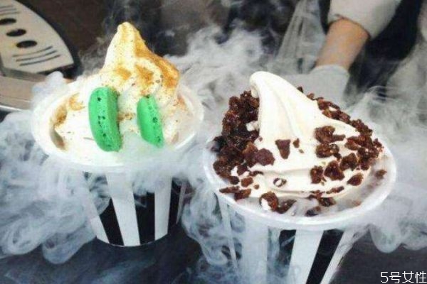 自制冰淇淋為什么有冰渣 自制冰淇淋要注意什么 自制冰淇淋為什么有冰渣 自制冰淇淋要注意什么