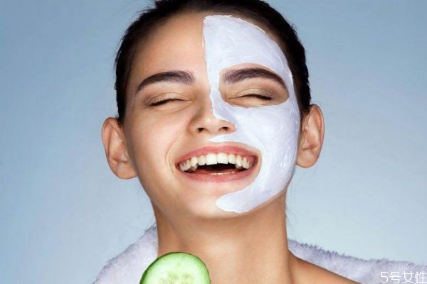 先敷面膜還是先用水乳 面膜使用流程 先敷面膜還是先用水乳 面膜使用流程