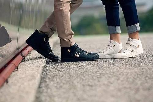 戀愛(ài)要把家境做第一門(mén)檻嗎 戀愛(ài)把家境當(dāng)?shù)谝婚T(mén)檻好嗎