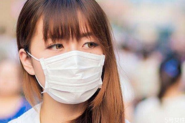 一次性口罩可以戴兩三個嗎 口罩戴多了有好處嗎 一次性口罩可以戴兩三個嗎 口罩戴多了有好處嗎