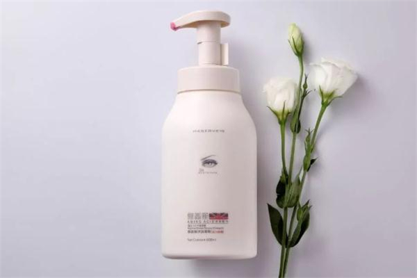 潤絲精是什么東西 潤絲精是護發(fā)素嗎 潤絲精是什么東西 潤絲精是護發(fā)素嗎