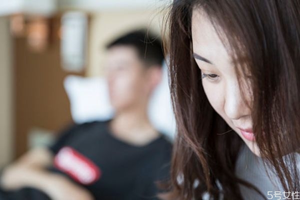 老公不回信息不接電話(huà)為什么 對(duì)付男人故意不接電話(huà)