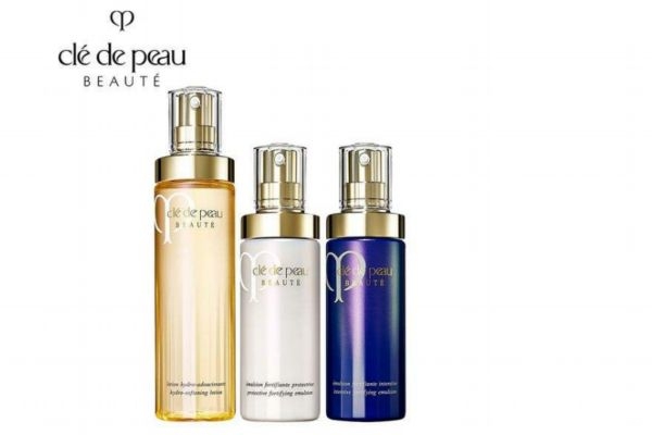 如何辨別cpb乳液真假 cpb乳液真假對比 如何辨別cpb乳液真假 cpb乳液真假對比