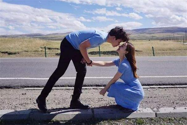 女生說(shuō)少來(lái)這套是什么意思 女生說(shuō)少來(lái)這套怎么回復(fù) 女生說(shuō)少來(lái)這套是什么意思 女生說(shuō)少來(lái)這套怎么回復(fù)