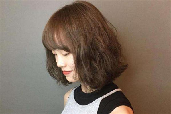 橄欖棕發(fā)色容易掉色嗎 橄欖棕在陽(yáng)光下是什么顏色 橄欖棕發(fā)色容易掉色嗎 橄欖棕在陽(yáng)光下是什么顏色