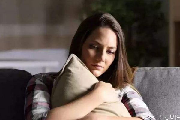 性冷淡造成的原因有什么 女性性冷淡的癥狀有什么 性冷淡造成的原因有什么 女性性冷淡的癥狀有什么