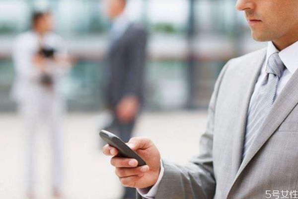 拉黑是冷暴力嗎 被女友拉黑怎么辦 拉黑是冷暴力嗎 被女友拉黑怎么辦