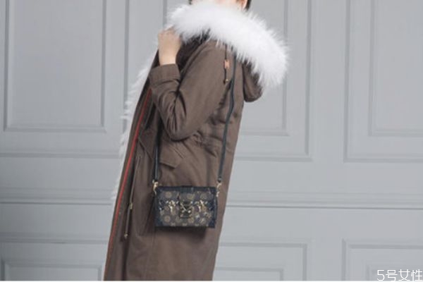 羽絨服機洗后怎么補救 洗完羽絨服里面全是塊怎么辦 羽絨服機洗后怎么補救 洗完羽絨服里面全是塊怎么辦