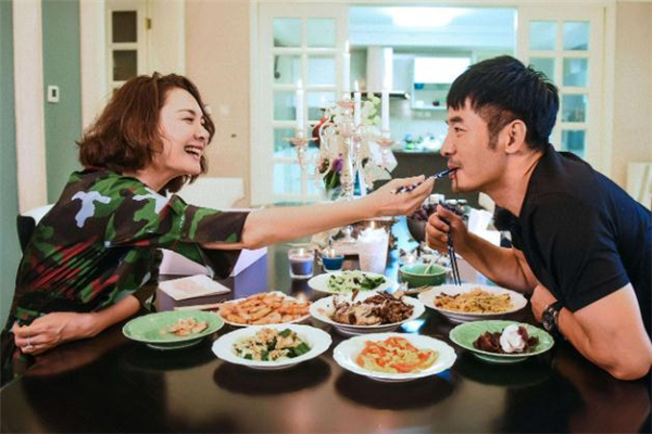 前夫為什么不刪除前妻的微信 前夫為什么還聯(lián)系前妻 前夫為什么不刪除前妻的微信 前夫為什么還聯(lián)系前妻