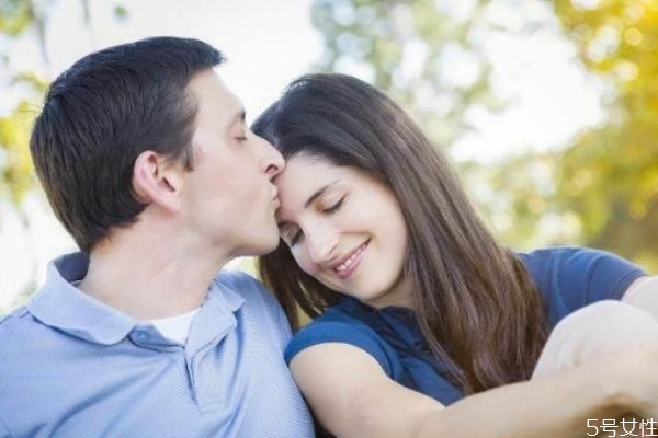 男人對(duì)于新歡多久會(huì)煩 男人對(duì)于新歡是真愛嗎 男人對(duì)于新歡多久會(huì)煩 男人對(duì)于新歡是真愛嗎