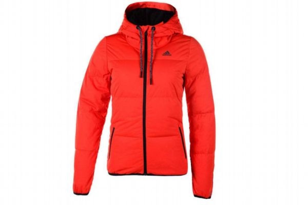 免洗羽絨服怎么清洗 免洗羽絨服可以用洗衣機(jī)洗嗎 免洗羽絨服怎么清洗 免洗羽絨服可以用洗衣機(jī)洗嗎