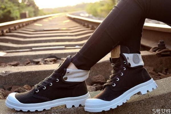 帆布鞋搭配什么褲子 帆布鞋褲子搭配大盤點 帆布鞋搭配什么褲子 帆布鞋褲子搭配大盤點