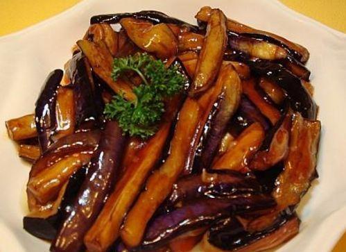 紅燒茄子要炸嗎 紅燒茄子要放那些調料呢 紅燒茄子要炸嗎 紅燒茄子要放那些調料呢