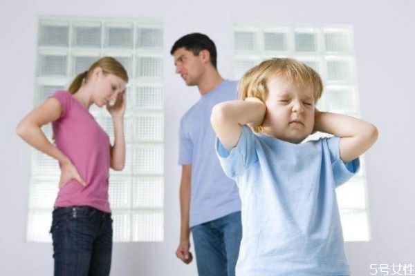 老公出軌后老婆應(yīng)該記住哪幾點(diǎn) 教你處理老公外遇 老公出軌后老婆應(yīng)該記住哪幾點(diǎn) 教你處理老公外遇