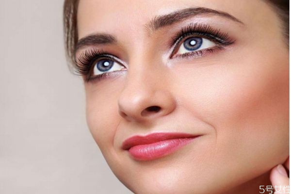 春季面膜可以天天做嗎 春季應(yīng)該注重補水還是保濕