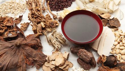 草藥屬于中藥嗎 常見的名貴中藥材有哪些 草藥屬于中藥嗎 常見的名貴中藥材有哪些