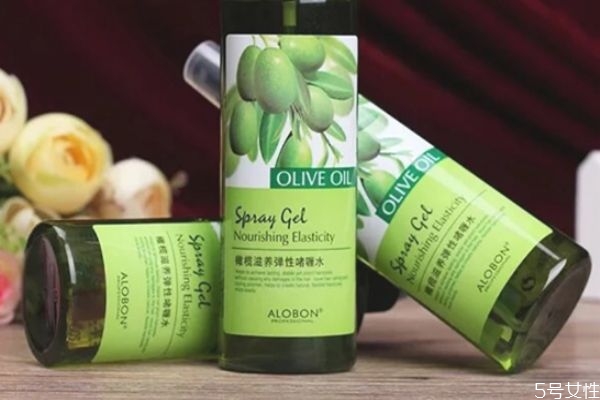 啫喱膏和定型噴霧哪個(gè)好 啫喱膏和啫喱水能一起用嗎 啫喱膏和定型噴霧哪個(gè)好 啫喱膏和啫喱水能一起用嗎