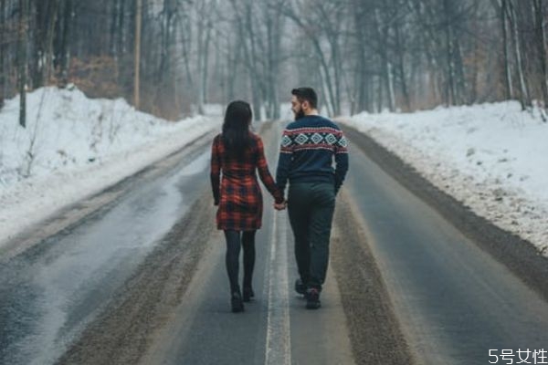 老公冷暴力怎么對(duì)付 家庭冷暴力八個(gè)階段 老公冷暴力怎么對(duì)付 家庭冷暴力八個(gè)階段