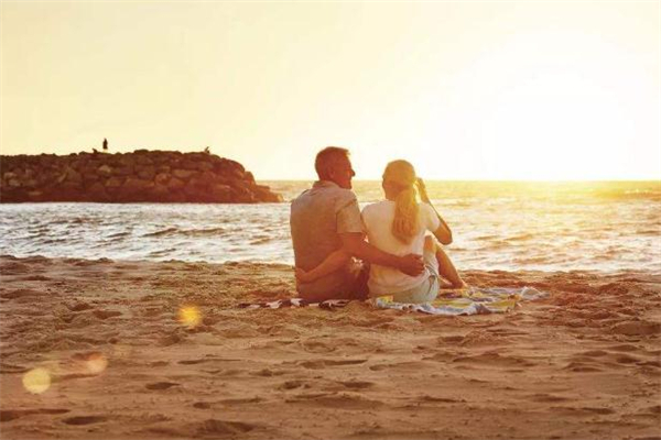 前妻對(duì)前夫死心的表現(xiàn) 前妻對(duì)前夫沒感情了的表現(xiàn)