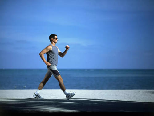 每天一萬步的好處 每天一萬步身體有哪些變化 每天一萬步的好處 每天一萬步身體有哪些變化