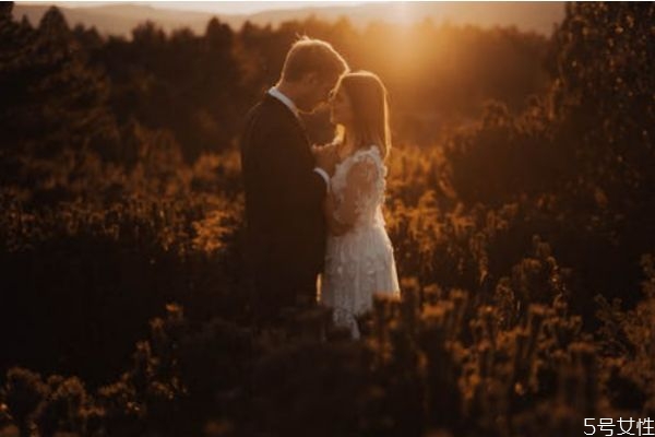 哄人睡覺方法 哄女朋友睡覺的技巧 哄人睡覺方法 哄女朋友睡覺的技巧