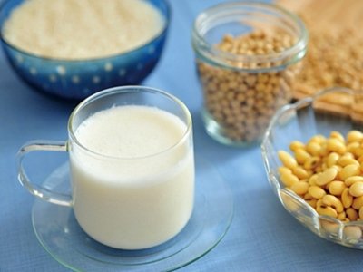 打豆?jié){豆子要熟嗎 打豆?jié){豆子熟的好還是生的好 打豆?jié){豆子要熟嗎 打豆?jié){豆子熟的好還是生的好