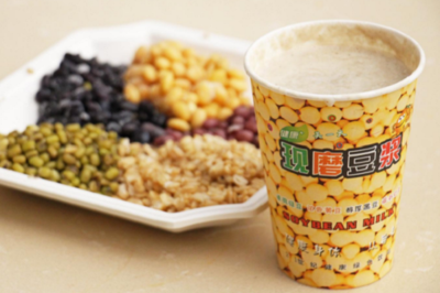 哪個地方產(chǎn)得黃豆做豆?jié){好喝 三個人喝豆?jié){要放多少豆子 哪個地方產(chǎn)得黃豆做豆?jié){好喝 三個人喝豆?jié){要放多少豆子