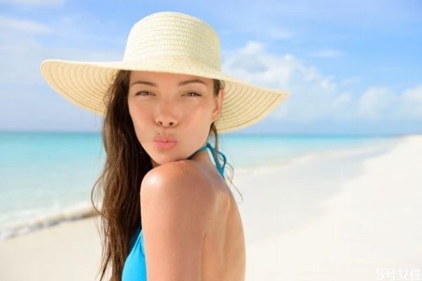 防曬霜沒卸干凈怎么辦 防曬霜需要卸妝的原因 防曬霜沒卸干凈怎么辦 防曬霜需要卸妝的原因