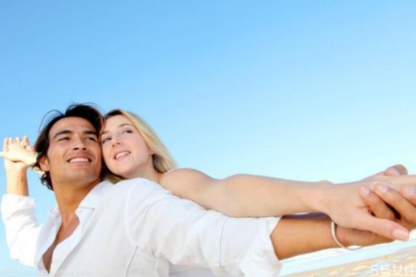 女朋友最想問男朋友什么問題 女友必問男友的十大問題 女朋友最想問男朋友什么問題 女友必問男友的十大問題