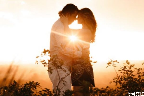 婚姻出現(xiàn)第三者怎么辦 出軌的婚姻必須離婚嗎