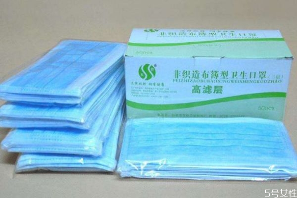 為什么有的口罩有味道 一次性口罩有味道的原因 為什么有的口罩有味道 一次性口罩有味道的原因