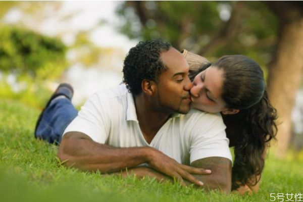 如何經(jīng)營(yíng)好自己的婚姻 婚姻要如何經(jīng)營(yíng) 如何經(jīng)營(yíng)好自己的婚姻 婚姻要如何經(jīng)營(yíng)