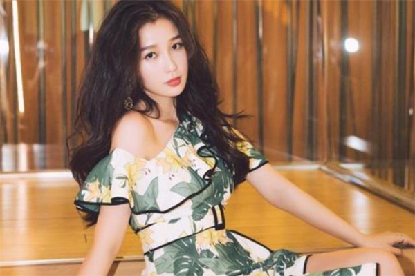 雙下巴溶脂有什么副作用 雙下巴溶脂有風(fēng)險(xiǎn)嗎 雙下巴溶脂有什么副作用 雙下巴溶脂有風(fēng)險(xiǎn)嗎