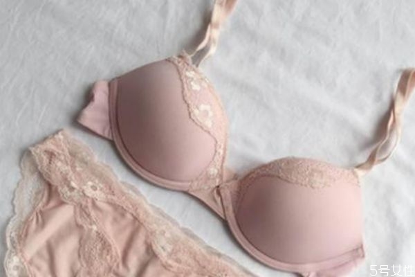 內(nèi)衣發(fā)黃的原因 為什么內(nèi)衣會發(fā)黃