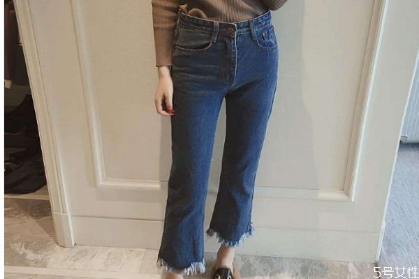 牛仔褲有味道怎么辦 去除牛仔褲味道的方法 牛仔褲有味道怎么辦 去除牛仔褲味道的方法