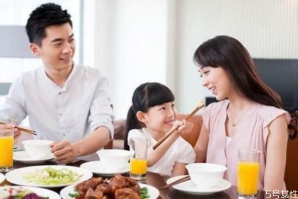 什么原因會(huì)讓女人想離婚 最讓女人無(wú)法接受的離婚理由 什么原因會(huì)讓女人想離婚 最讓女人無(wú)法接受的離婚理由