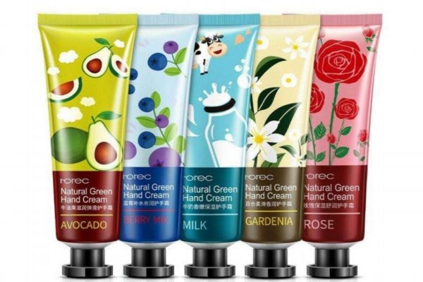 護(hù)手霜涂臉了怎么補(bǔ)救 護(hù)手霜與面霜的區(qū)別 護(hù)手霜涂臉了怎么補(bǔ)救 護(hù)手霜與面霜的區(qū)別