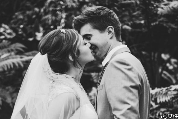 結(jié)婚后越來越討厭老公怎么回事 結(jié)婚后不喜歡老公怎么辦 結(jié)婚后越來越討厭老公怎么回事 結(jié)婚后不喜歡老公怎么辦