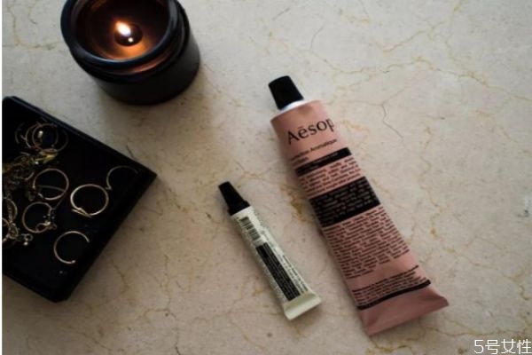 護(hù)手霜什么好用 好用不貴的護(hù)手霜 護(hù)手霜什么好用 好用不貴的護(hù)手霜