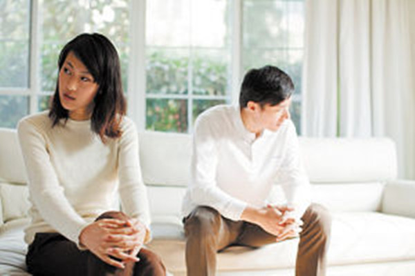 女朋友說(shuō)我不在乎她怎么挽回 女朋友說(shuō)我不在乎她挽回的方法