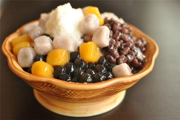 芋圓和珍珠有什么區(qū)別 芋圓和珍珠哪個(gè)熱量高 芋圓和珍珠有什么區(qū)別 芋圓和珍珠哪個(gè)熱量高